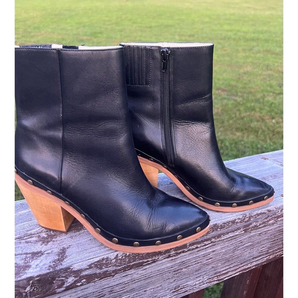 Band of Gypsies Studded Heel Side Zip Wood Heel Ankle Boots Sz 7